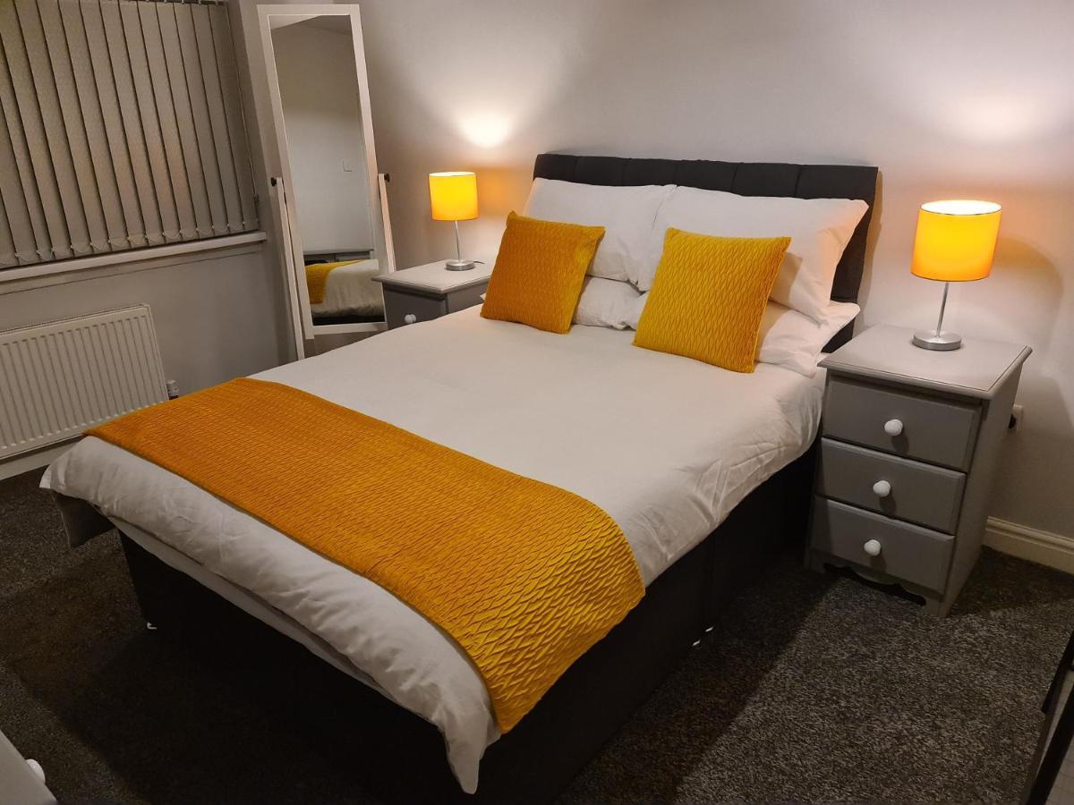 Whole House - 4 Bedrooms - Parking - Sleeps 8 Birmingam Exterior foto