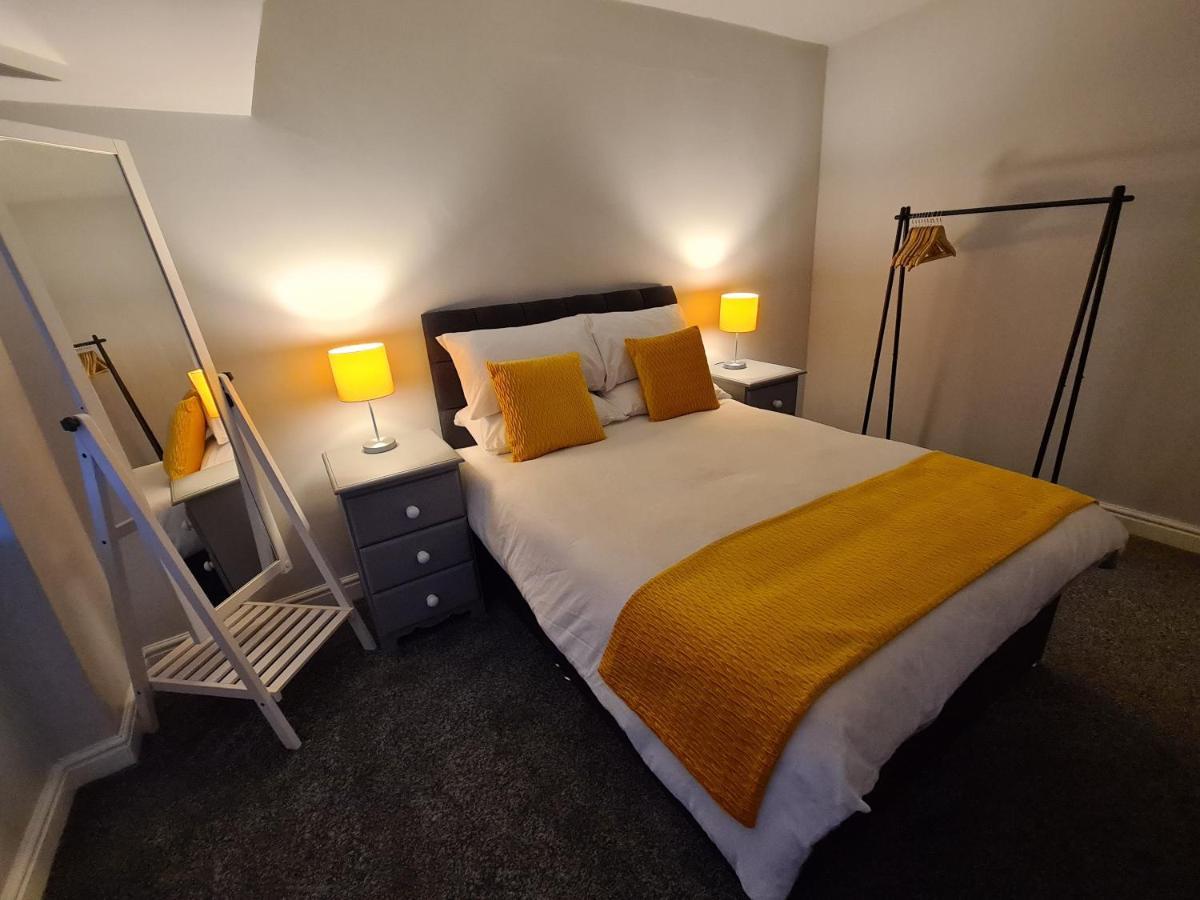 Whole House - 4 Bedrooms - Parking - Sleeps 8 Birmingam Exterior foto